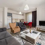 Assos Apartament *